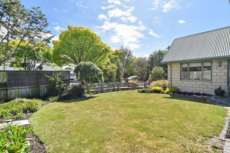 Photo of property in 7 Milesbrook Close, Rangiora, 7400