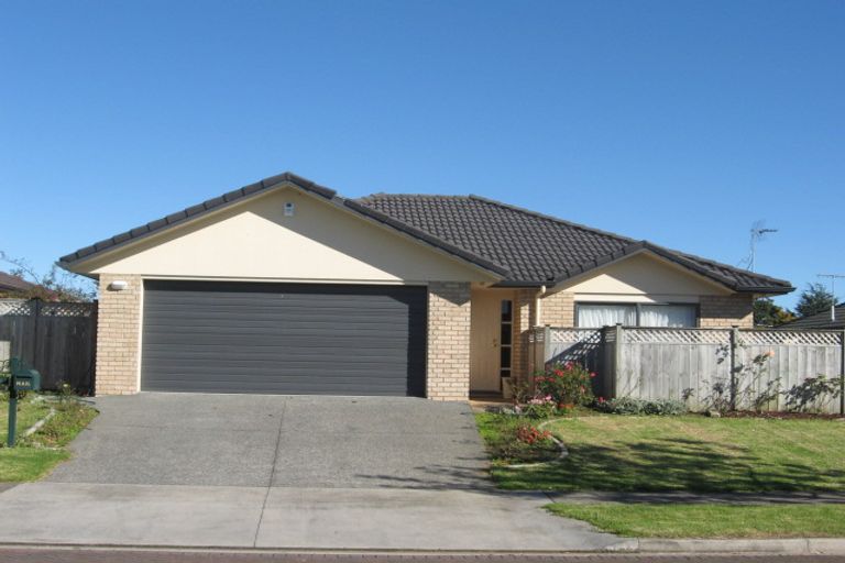 Photo of property in 44 Montilla Place, Manurewa, Auckland, 2102
