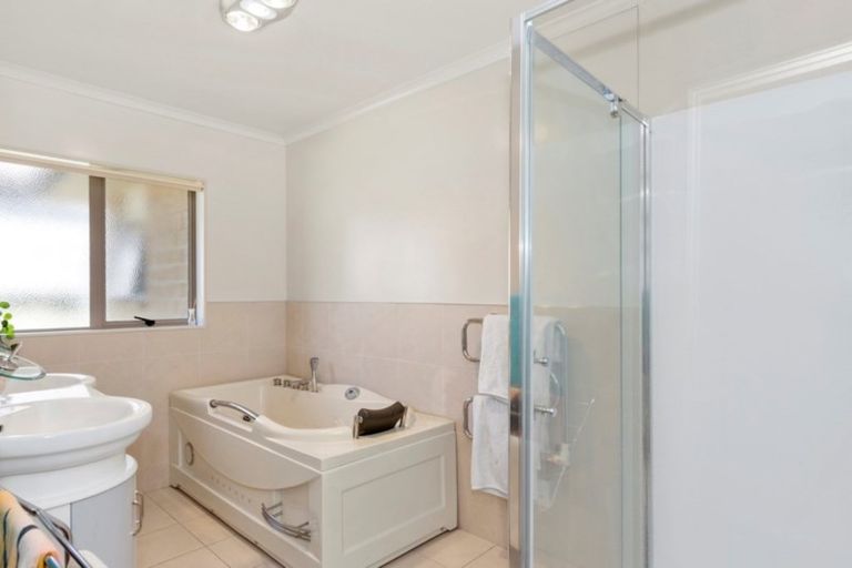 Photo of property in 45 Danny Place, Pyes Pa, Tauranga, 3112