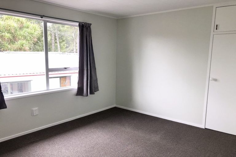 Photo of property in 1/7 Classic Grove, Bayview, Auckland, 0629