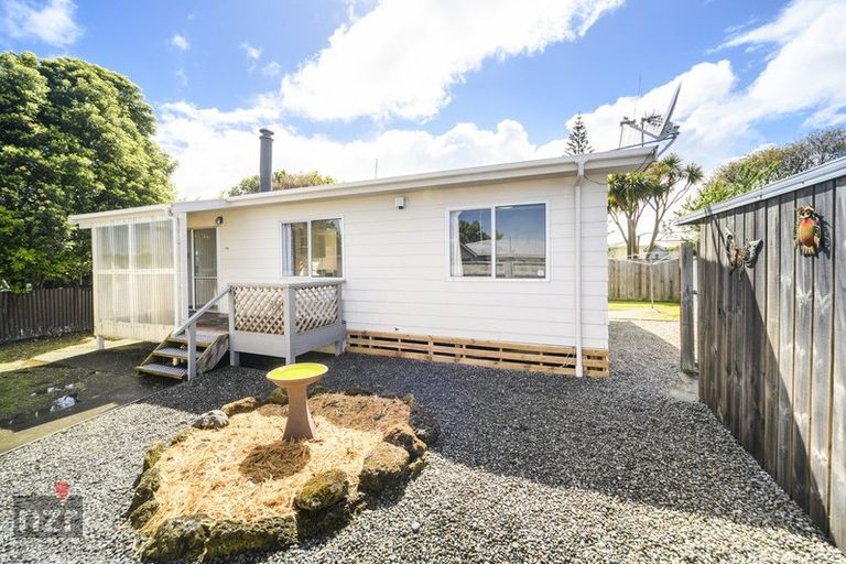Photo of property in 22a Montgomery Street, Feilding, 4702
