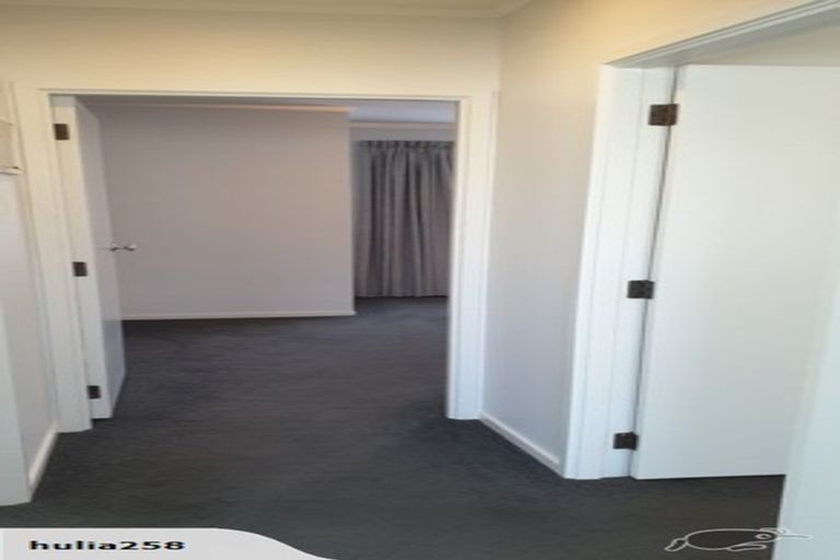 Photo of property in 1/11 Broadview Place, Howick, Auckland, 2014