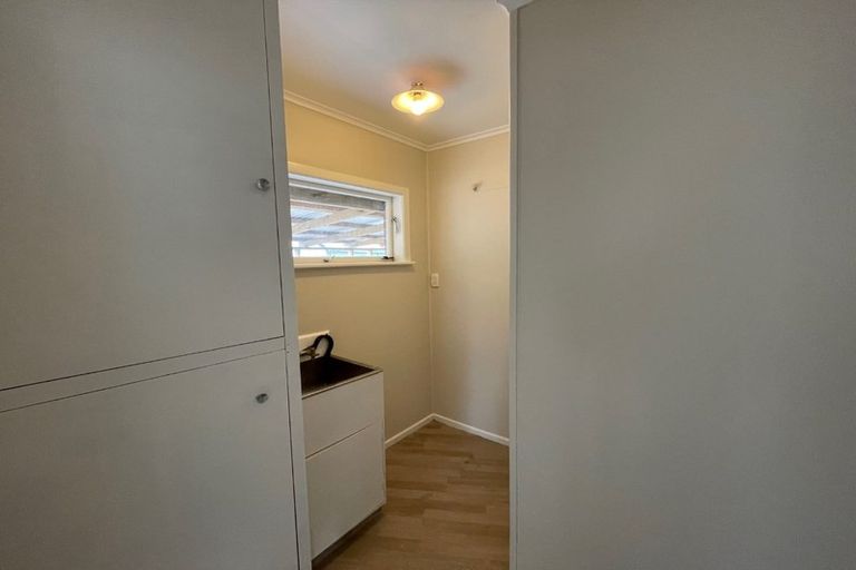 Photo of property in 30 Eddowes Street, Manurewa, Auckland, 2102