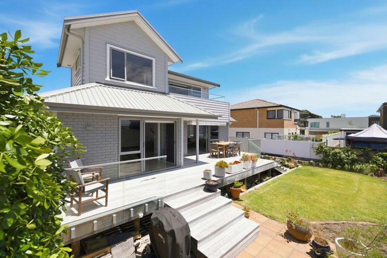 Photo of property in 16 Oceanbeach Road, Mount Maunganui, 3116