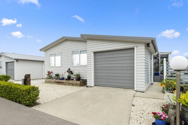 Photo of property in 11 Kamahi Crescent, Papamoa Beach, Papamoa, 3118
