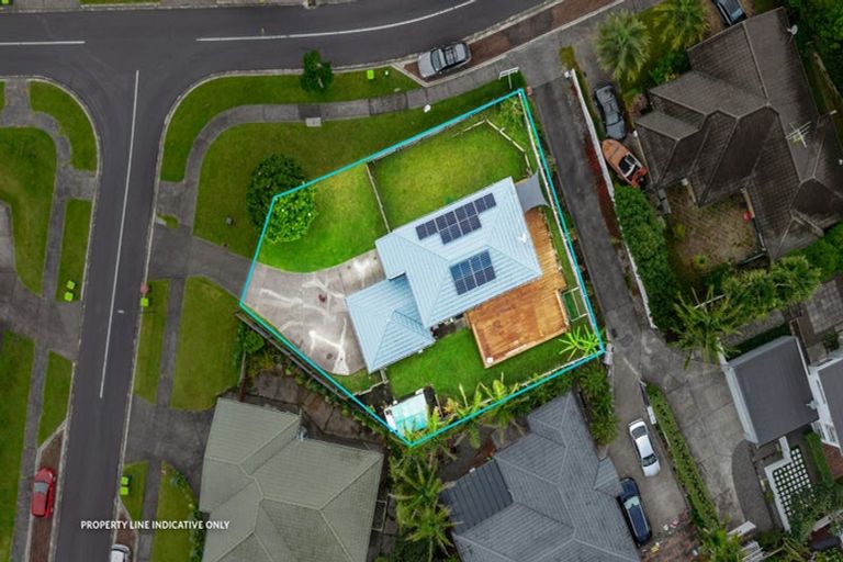 Photo of property in 12 Roy Maloney Drive, Henderson, Auckland, 0612