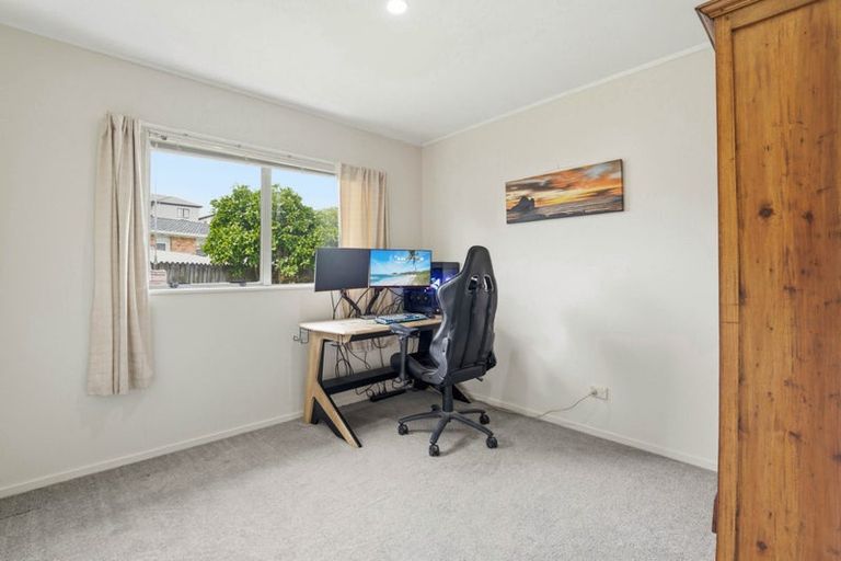 Photo of property in 4/14 Phoenix Place, Papatoetoe, Auckland, 2025