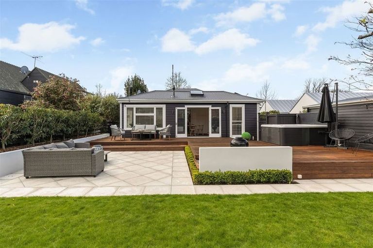 Photo of property in 77 Rutland Street, St Albans, Christchurch, 8014