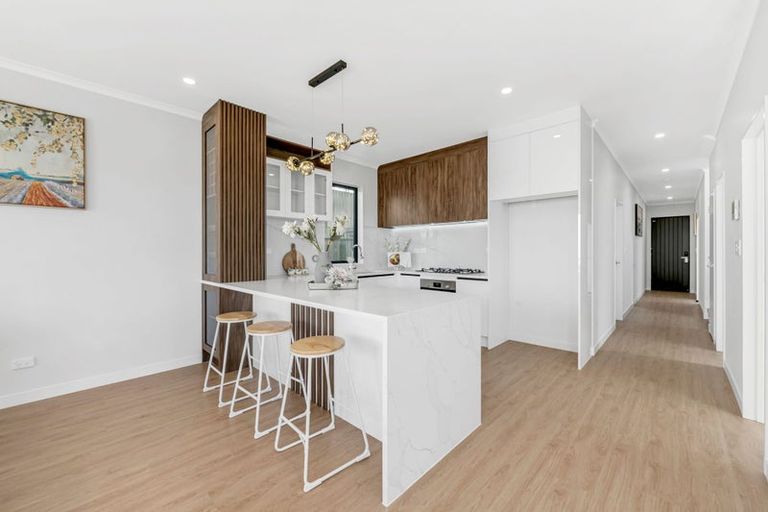 Photo of property in 28 Adamson Road, Flat Bush, Auckland, 2019
