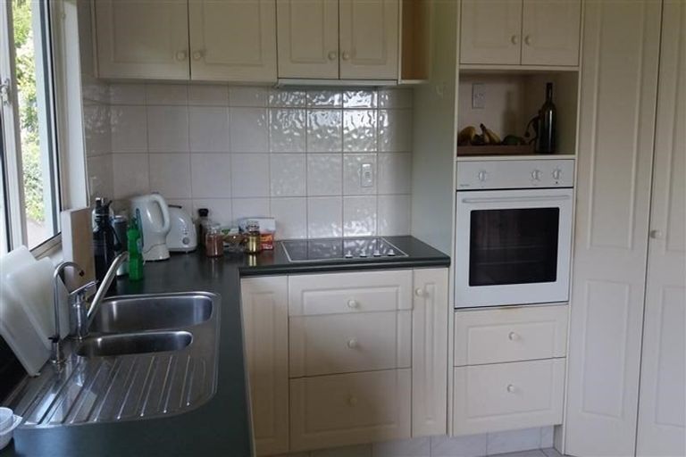 Photo of property in 10d Shelter Grove, Frankleigh Park, New Plymouth, 4310