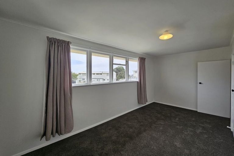Photo of property in 121 Hampshire Street, Cannons Creek, Porirua, 5024