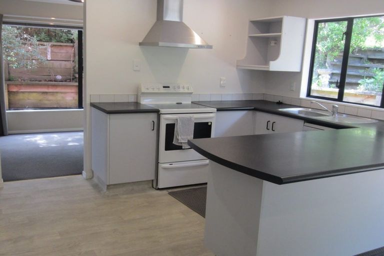 Photo of property in 99 Woodman Drive, Tawa, Wellington, 5028