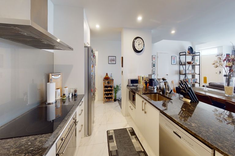 Photo of property in 5 Puninga Lane, Takanini, 2112