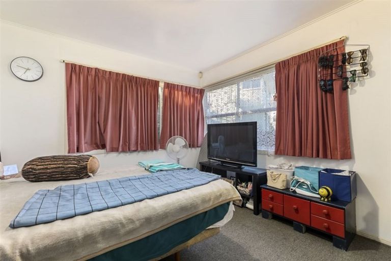 Photo of property in 11a Hamilton Place, Glenfield, Auckland, 0629
