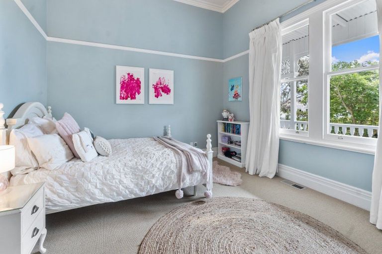 Photo of property in 11 Calliope Road, Devonport, Auckland, 0624