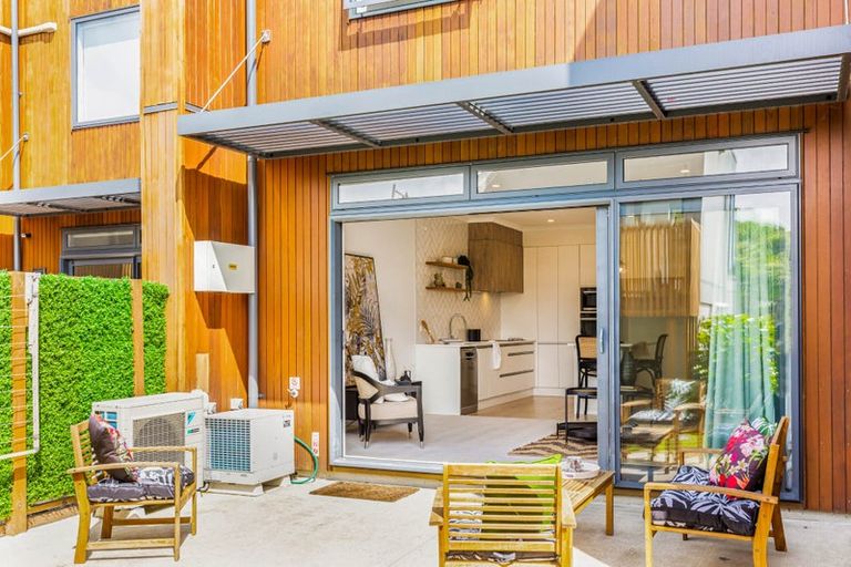 Photo of property in 13 Hudson Bay Road, Hobsonville, Auckland, 0616