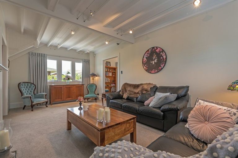 Photo of property in 68 Roy Street, Palmerston North, 4410