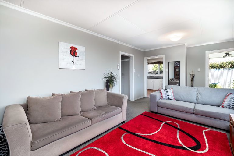 Photo of property in 12 Redbridge Lane, Sydenham, Christchurch, 8023