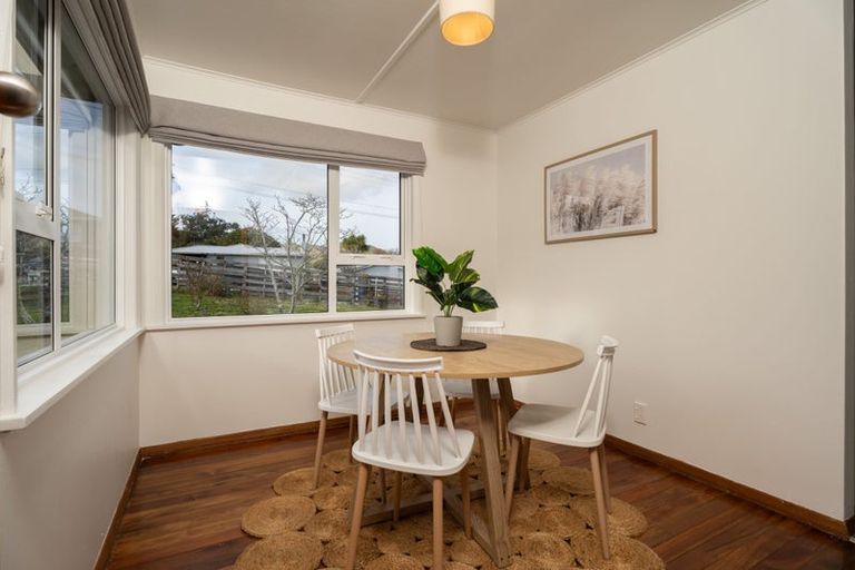 Photo of property in 97 Castor Crescent, Cannons Creek, Porirua, 5024