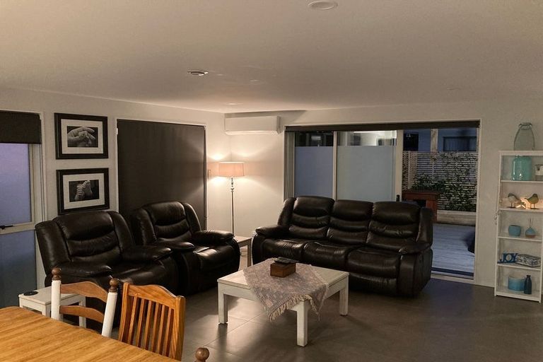 Photo of property in 7c Yeoman Place, Howick, Auckland, 2014
