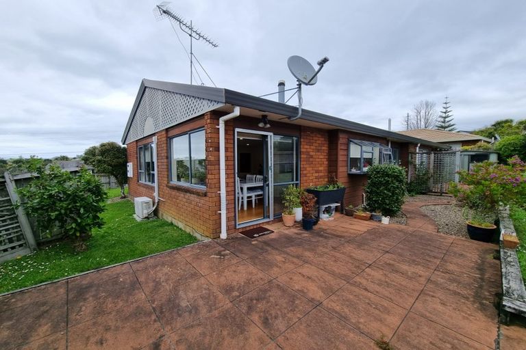 Photo of property in 22 Princeton Parade, Albany, Auckland, 0632
