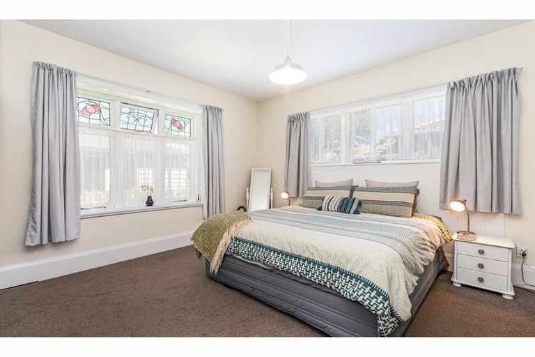 Photo of property in 37 Hendon Street, Edgeware, Christchurch, 8013