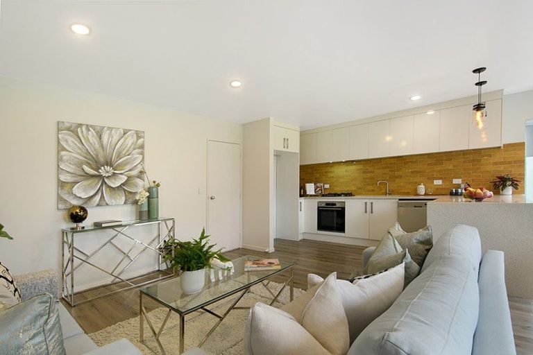 Photo of property in 8 Blumhardt Place, Avondale, Auckland, 1026