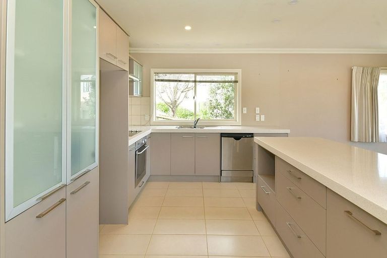 Photo of property in 12 Apollo Place, Snells Beach, 0920