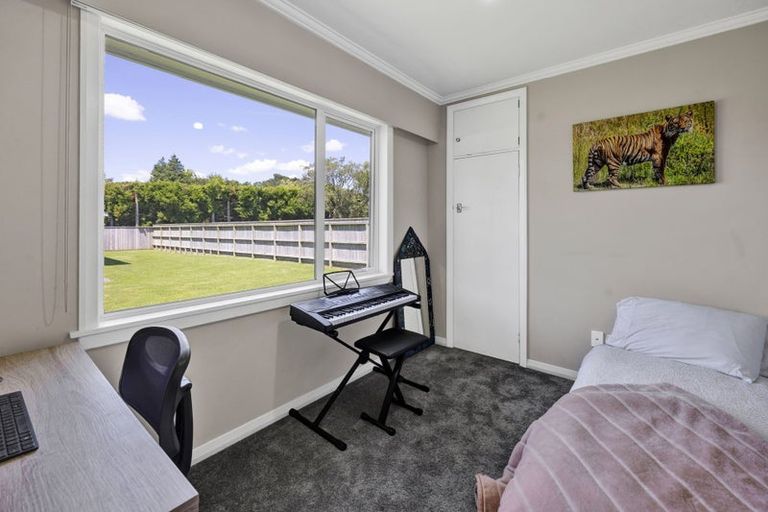 Photo of property in 7 Pukatea Street, Inglewood, 4330