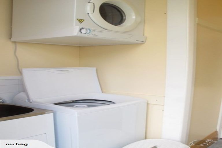 Photo of property in 12 Heriot Row, Dunedin Central, Dunedin, 9016