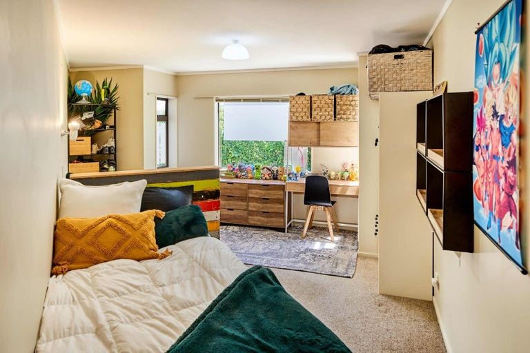 Photo of property in 12 Matatua Road, Raumati Beach, Paraparaumu, 5032