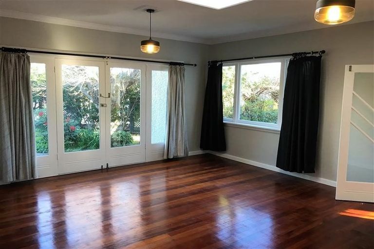 Photo of property in 15 Morse Street, Marewa, Napier, 4110