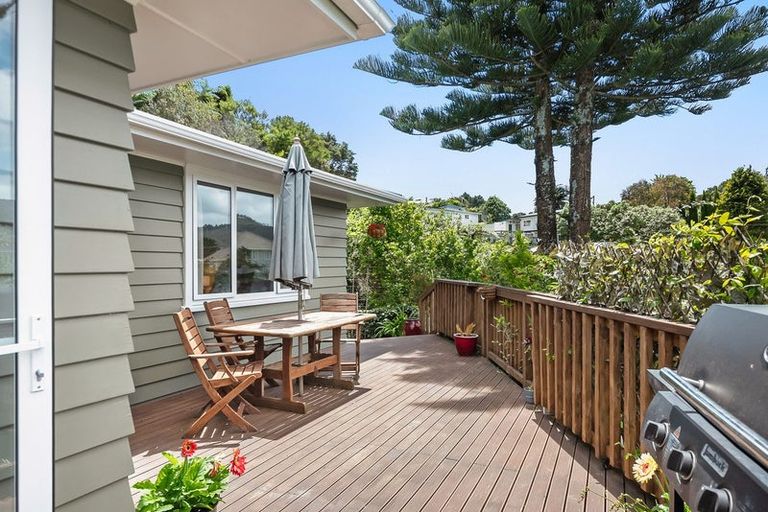 Photo of property in 67 Bird Grove, Stokes Valley, Lower Hutt, 5019