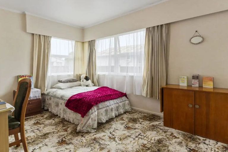 Photo of property in 20 Eddowes Street, Manurewa, Auckland, 2102