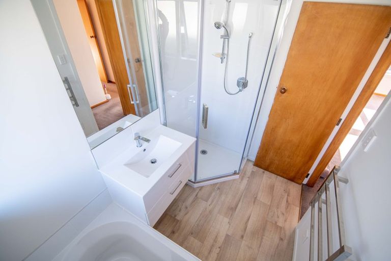 Photo of property in 121 Effingham Street, North New Brighton, Christchurch, 8083