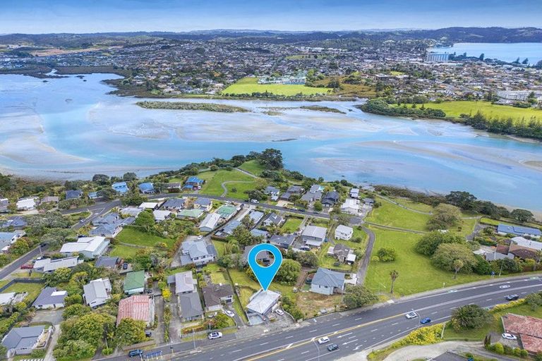 Photo of property in 202 Hibiscus Coast Highway, Red Beach, 0932