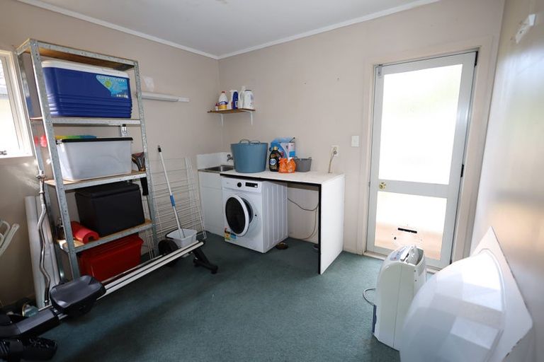 Photo of property in 54 Meadowland Street, Matua, Tauranga, 3110