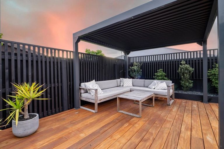 Photo of property in 112 Prestons Park Drive, Marshland, Christchurch, 8083