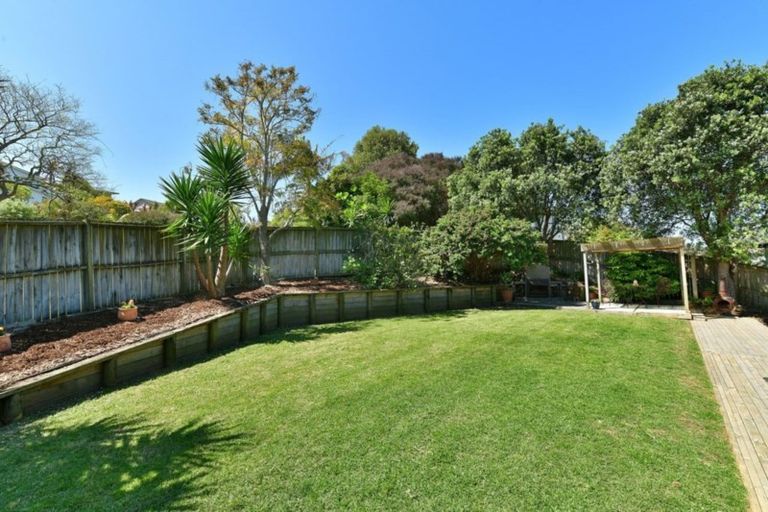 Photo of property in 2 Astrolabe Place, Gulf Harbour, Whangaparaoa, 0930