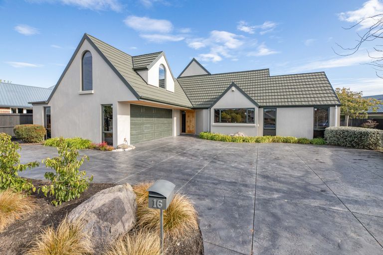 Photo of property in 16 Broadhaven Avenue, Parklands, Christchurch, 8083