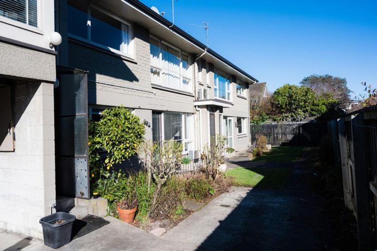 Photo of property in 4/121a Papanui Road, Merivale, Christchurch, 8014