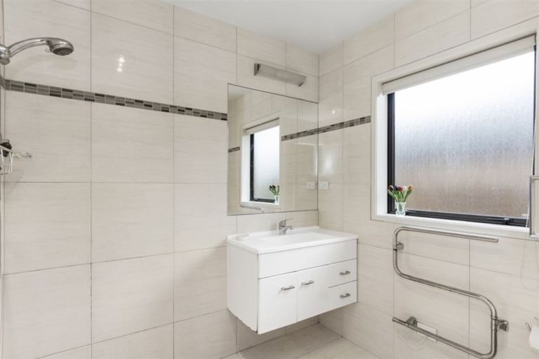 Photo of property in 112 Rowesdale Drive, Ohauiti, Tauranga, 3112