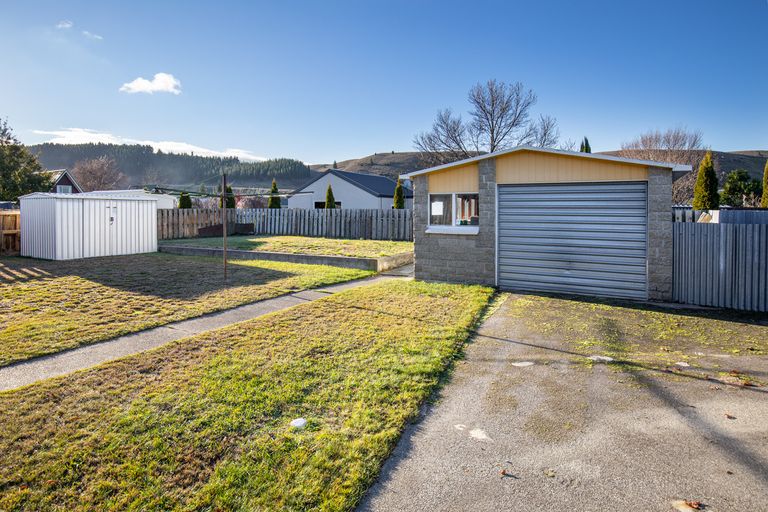 Photo of property in 94 Fache Street, Clyde, 9330