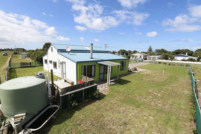 Photo of property in 59 Gisborne Terrace, Opunake, 4616