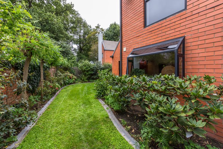 Photo of property in 10 Haineswood Lane, Sockburn, Christchurch, 8042