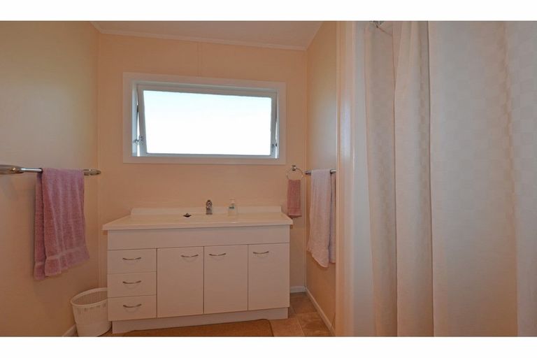 Photo of property in 49 Holyoake Crescent, Kawerau, 3127