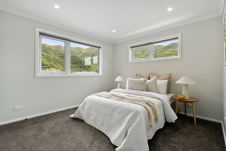 Photo of property in 8 Porokaiwhiri Street, Crofton Downs, Wellington, 6035