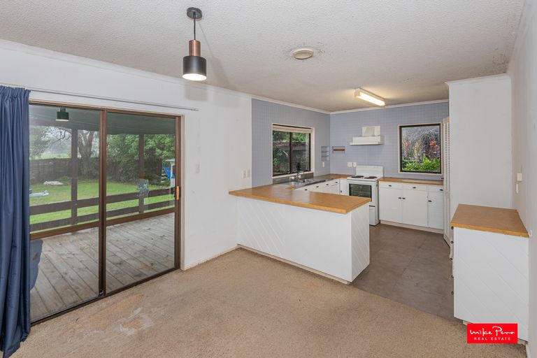 Photo of property in 1 Clark Street, Hikurangi, 0114