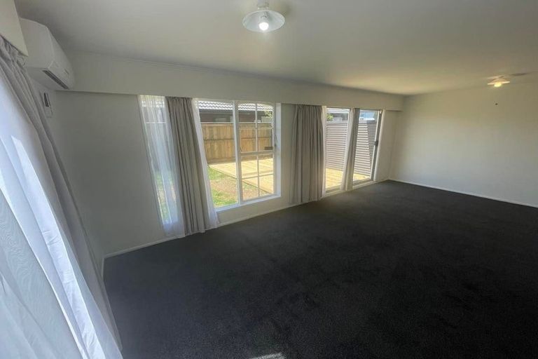 Photo of property in 4/1 Waikare Avenue, Waiwhetu, Lower Hutt, 5010