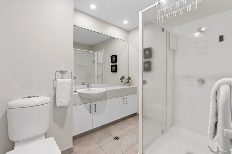 Photo of property in 21/12 Maunganui Road, Mount Maunganui, 3116